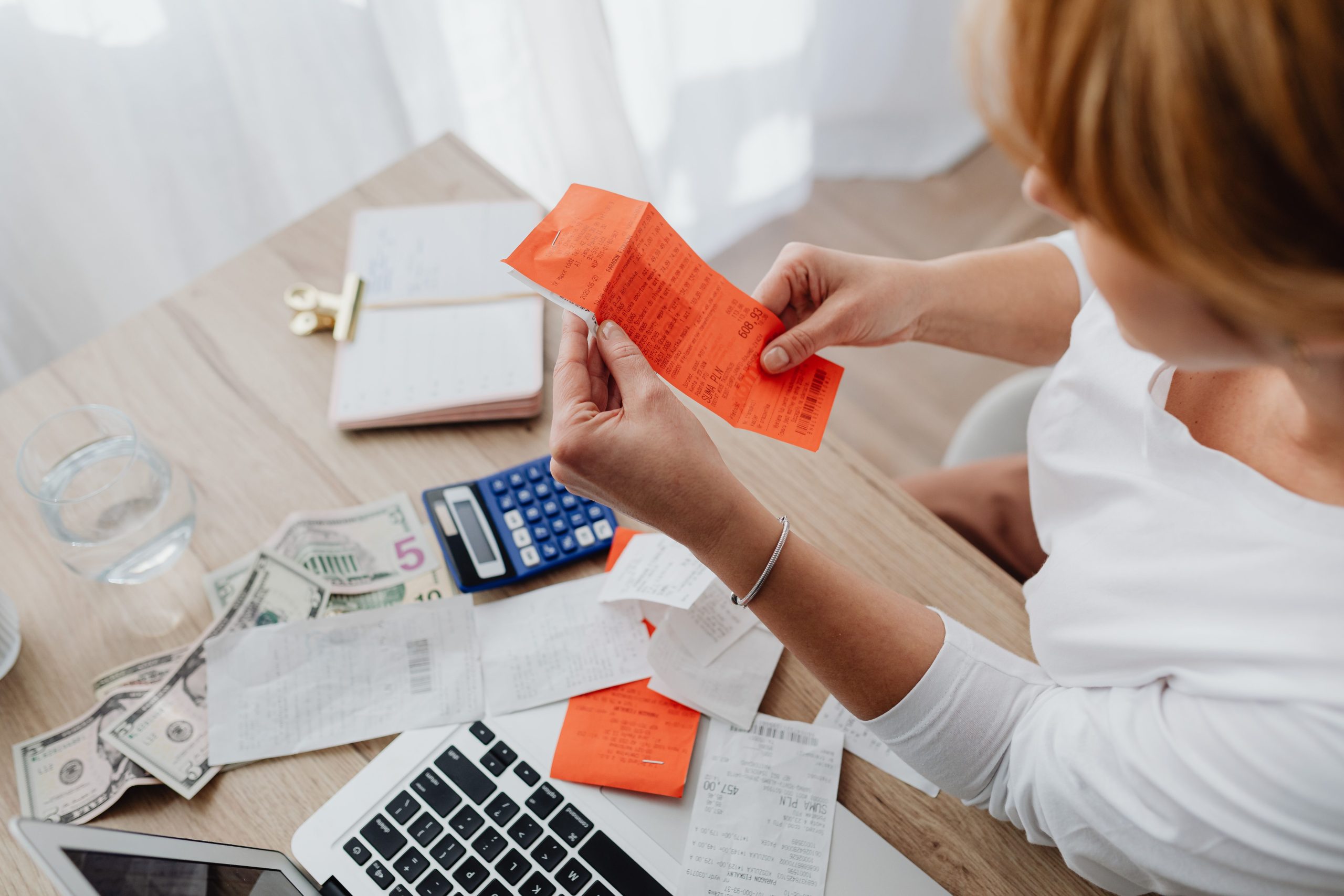 pexels-karola-g-5900132